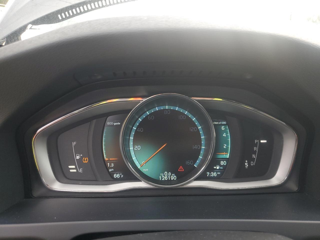 2015 Volvo V60 Premier - zdjęcie 8