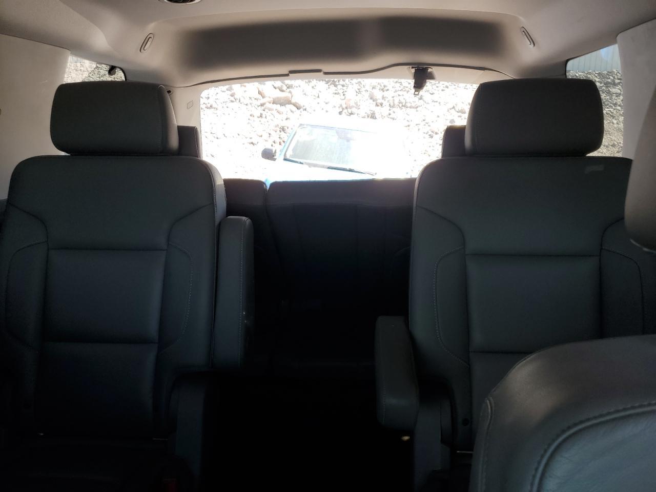 2016 Chevrolet Tahoe C1500 Lt - zdjęcie 10