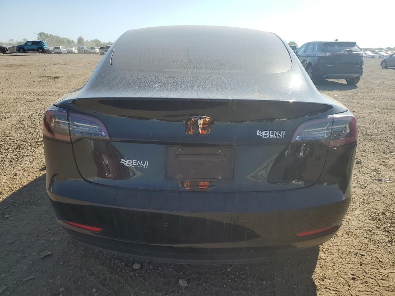 2022 Tesla Model 3 - zdjęcie 6