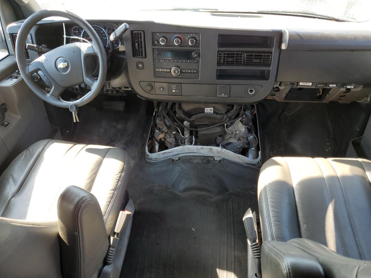 2019 Chevrolet Express G3500 Ls - zdjęcie 8