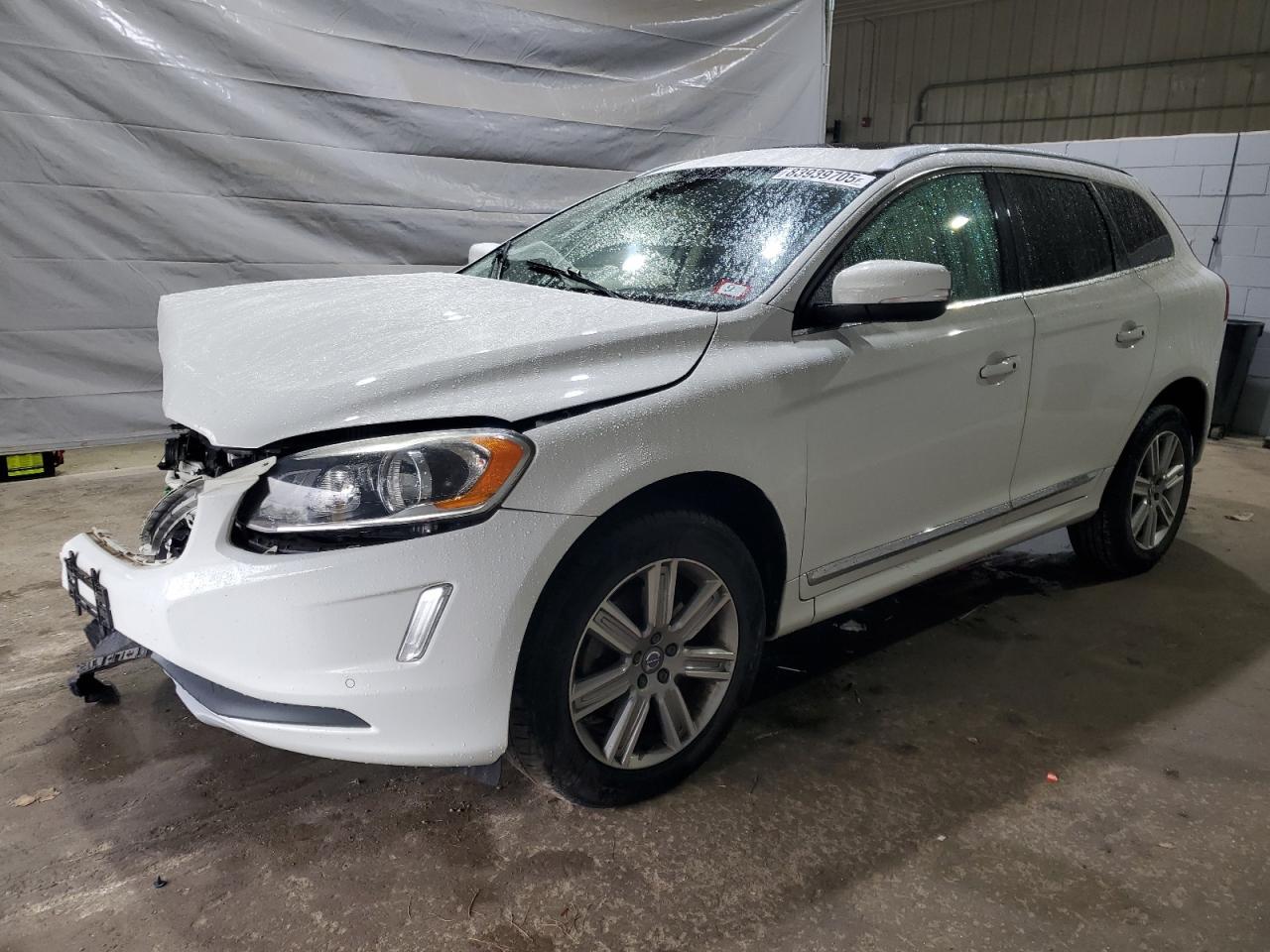 2016 Volvo XC60 - zdjęcie główne