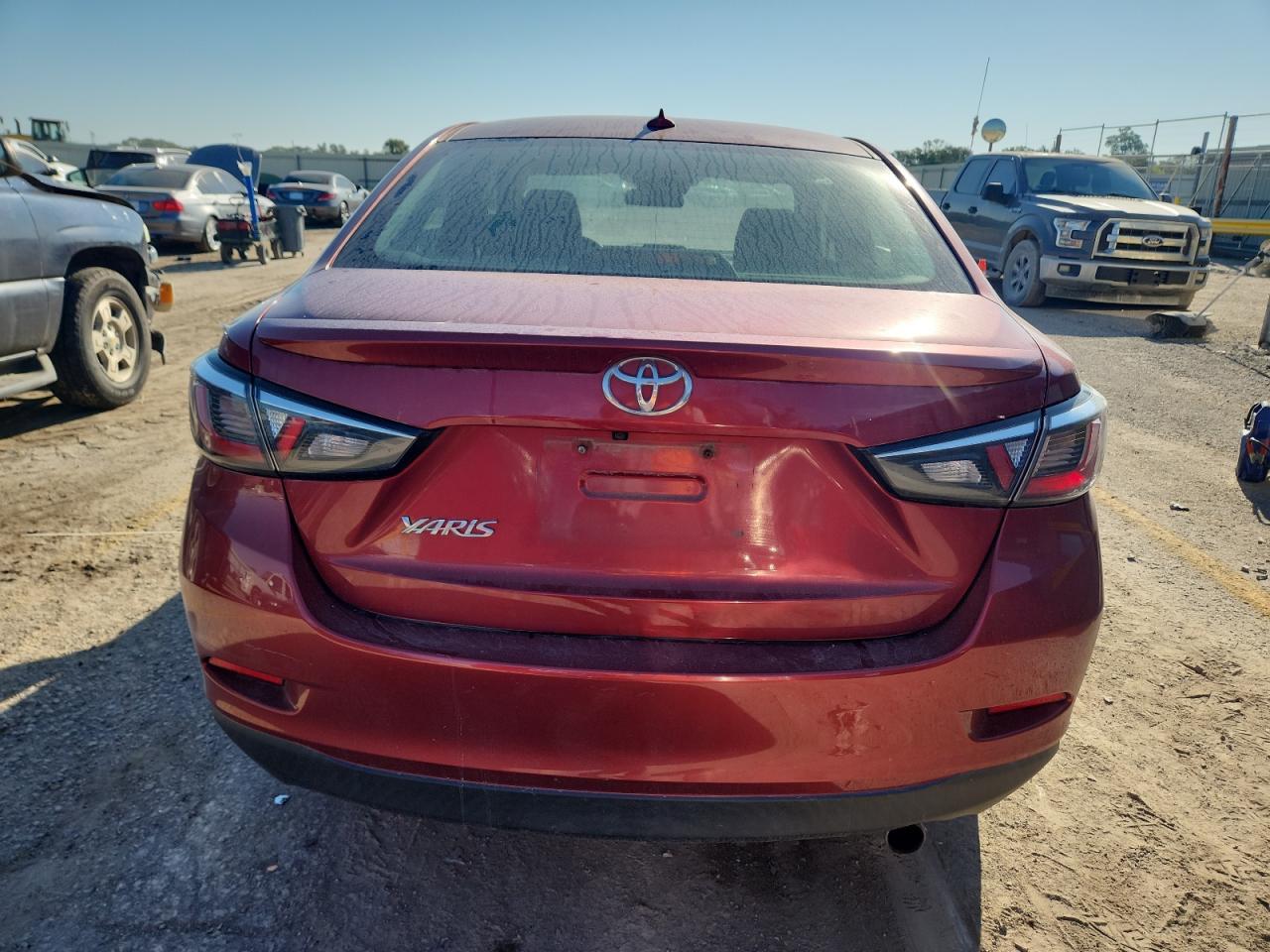 2019 Toyota Yaris L - zdjęcie 6