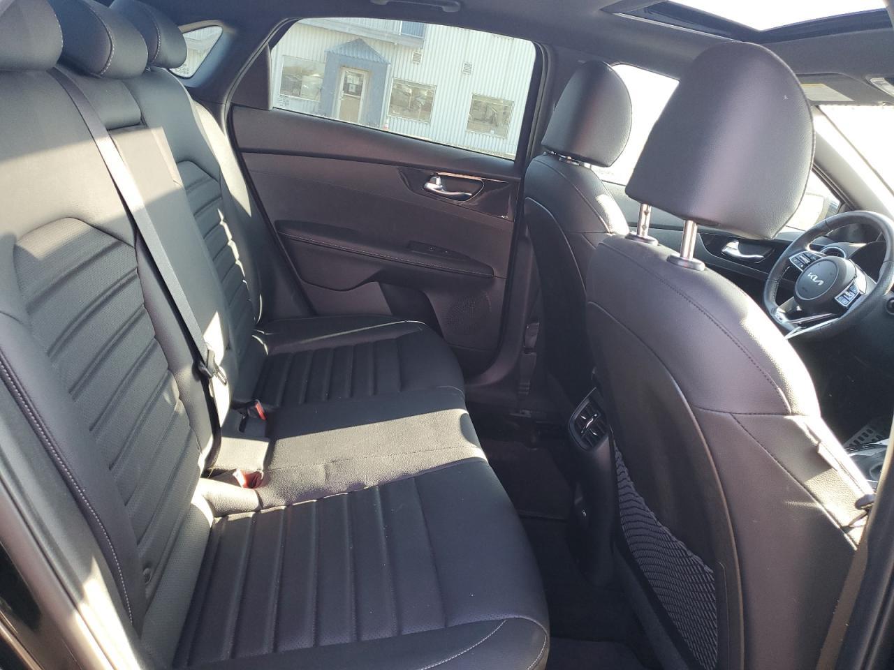 2023 Kia Forte - zdjęcie 10