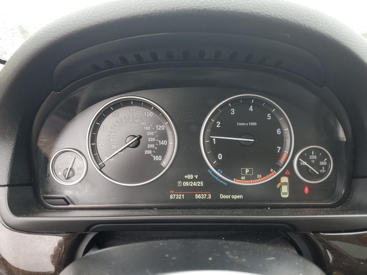2016 BMW Seria 5 - zdjęcie 9