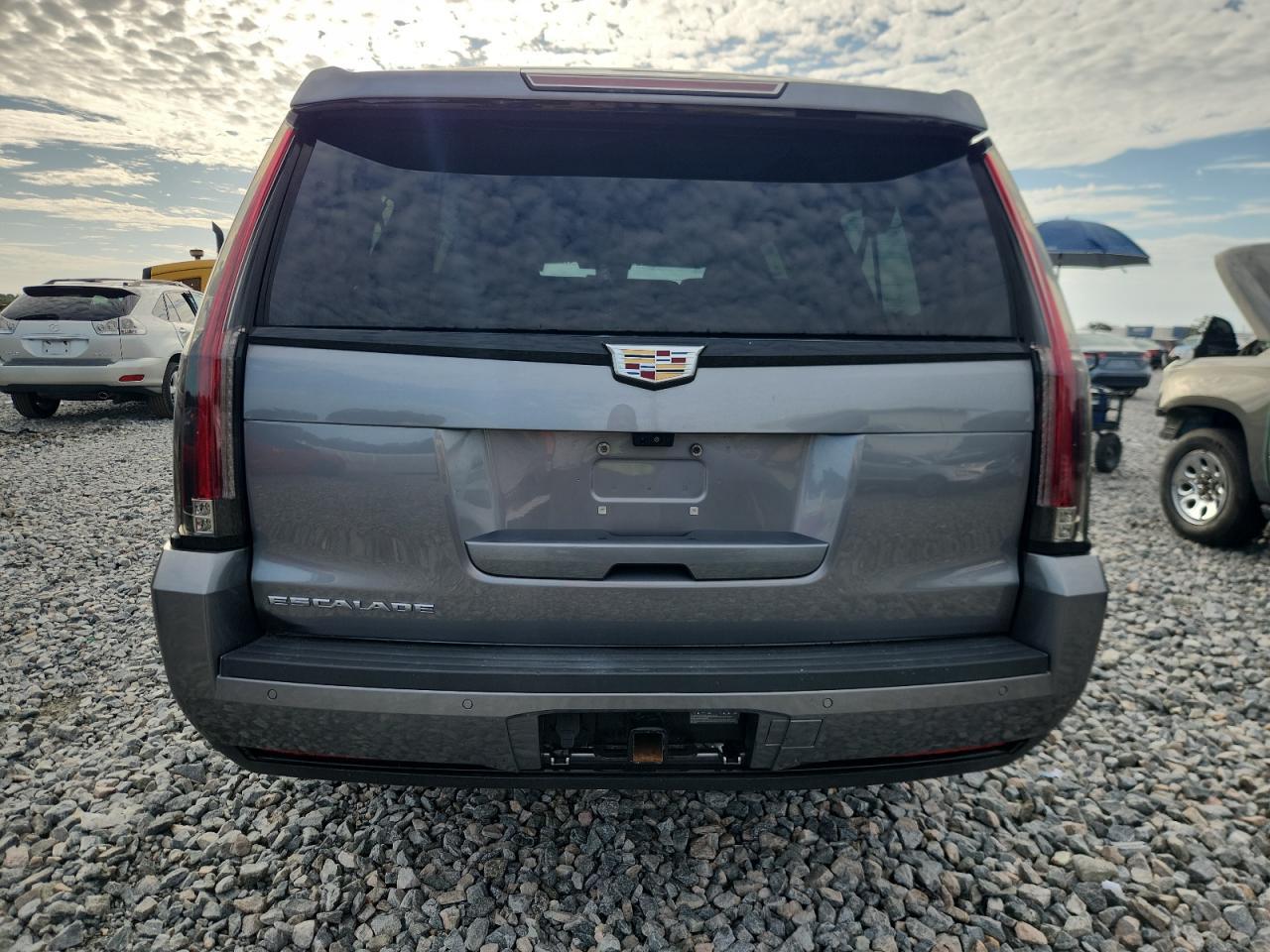 2020 Cadillac Escalade E - zdjęcie 6