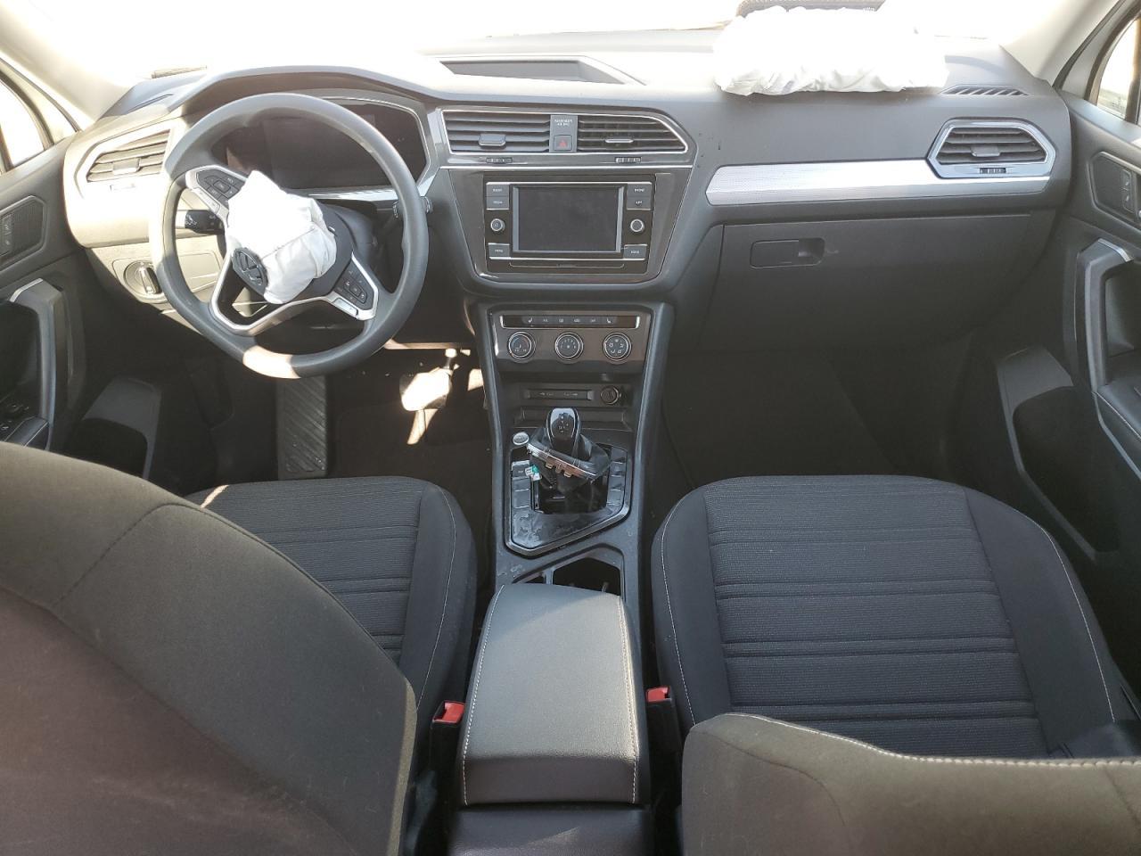 2023 Volkswagen Tiguan S - zdjęcie 8