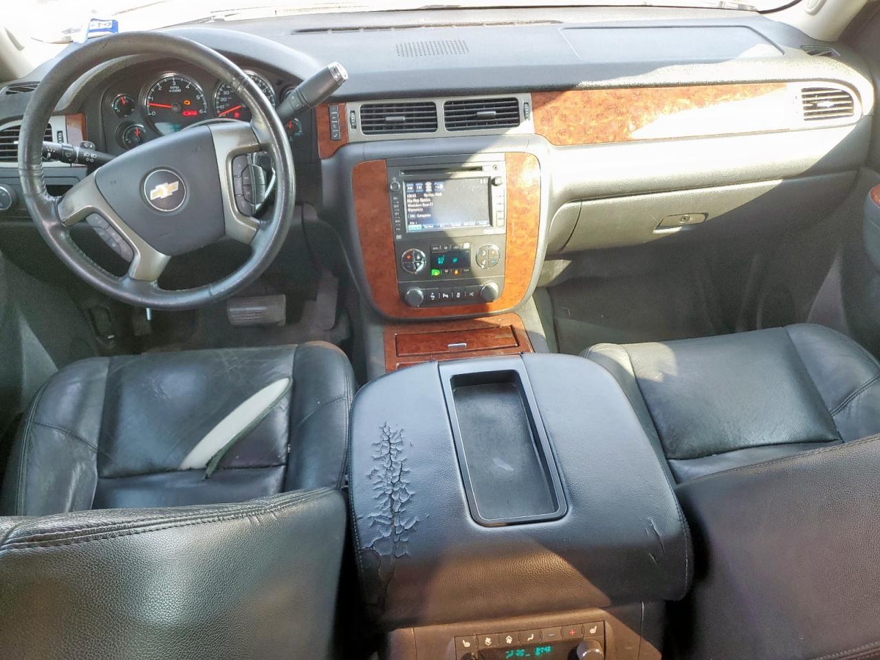 2013 Chevrolet Tahoe C1500 Ltz - zdjęcie 8
