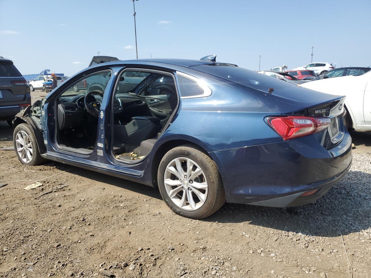 2020 Chevrolet Malibu Lt - zdjęcie 2