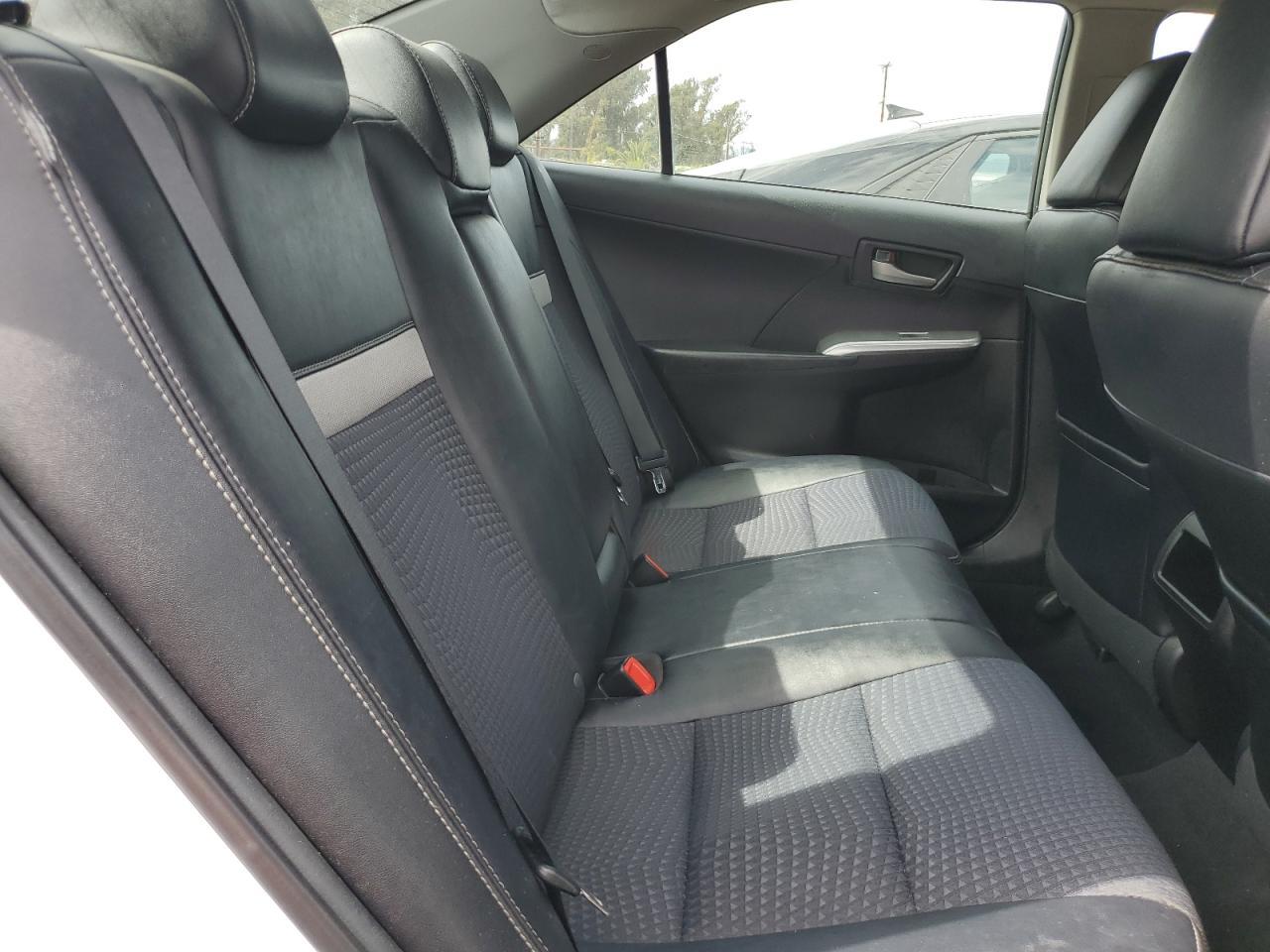 2014 Toyota Camry L - zdjęcie 10