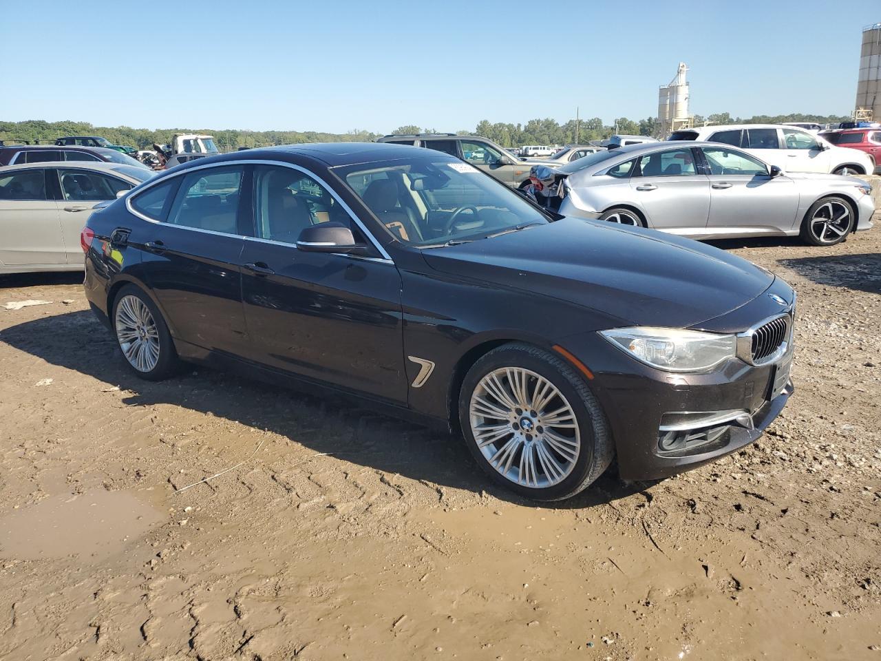 2015 BMW 335 Xigt - zdjęcie 4