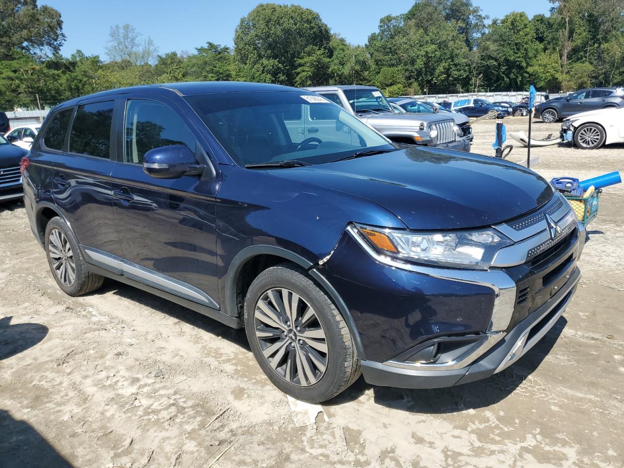 2019 Mitsubishi Outlander Se - zdjęcie 4