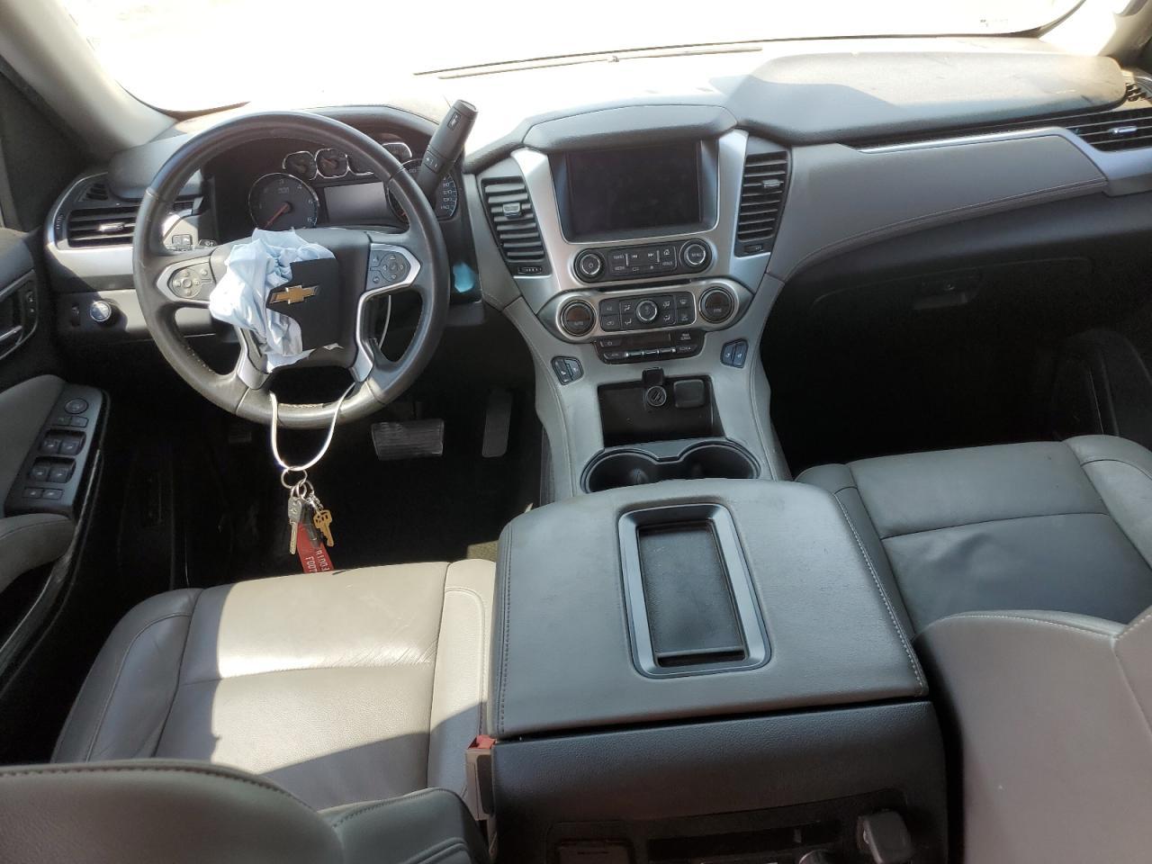 2016 Chevrolet Tahoe C1500 Lt - zdjęcie 8
