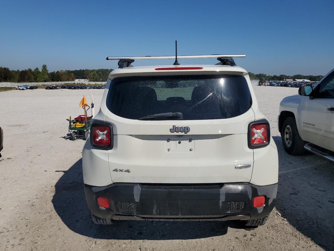 2015 Jeep Renegade Latitude - zdjęcie 6