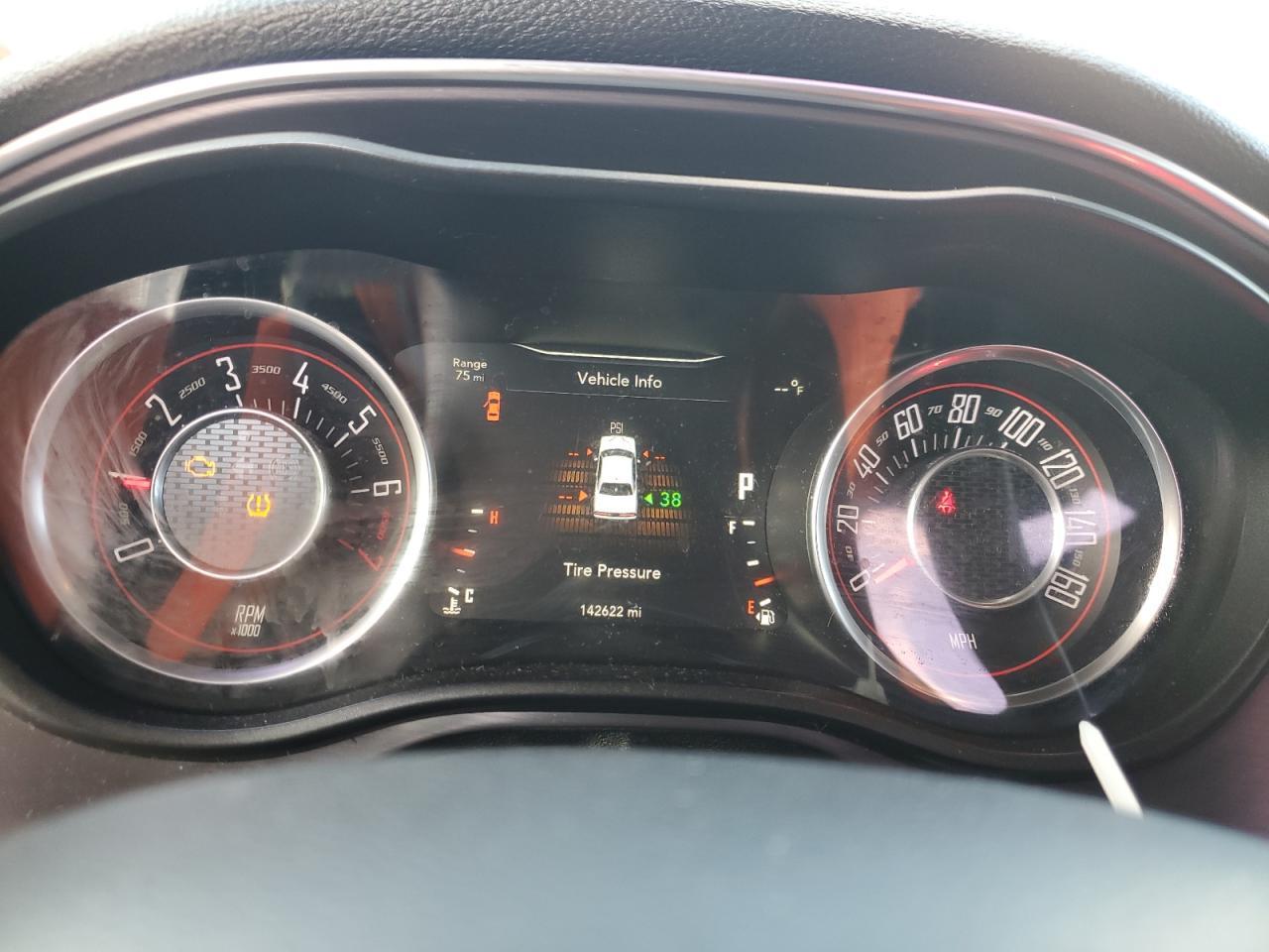 2016 Dodge Challenger Sxt - zdjęcie 9