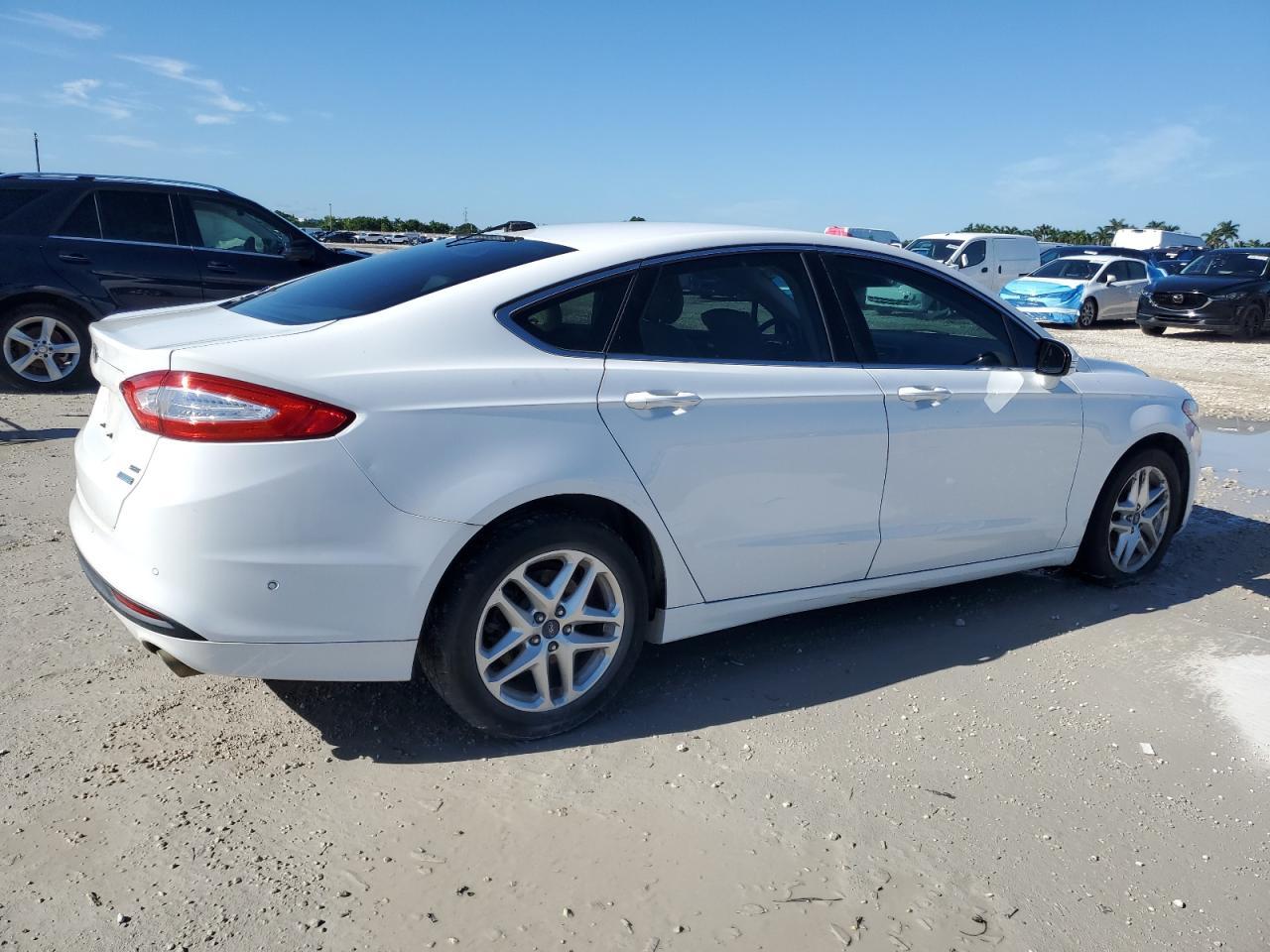 2013 Ford Fusion Se - zdjęcie 3