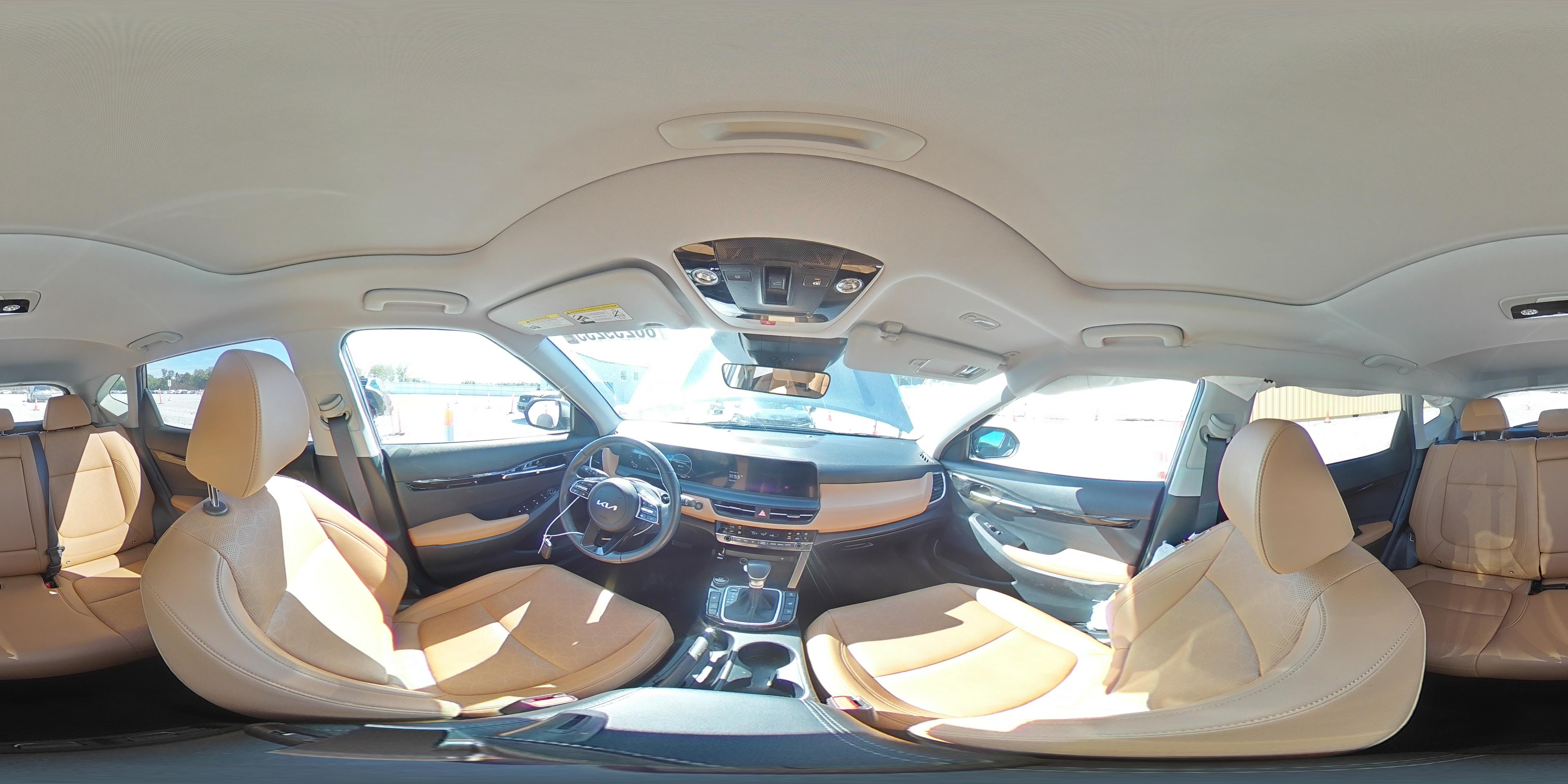 2024 Kia Seltos - zdjęcie 15