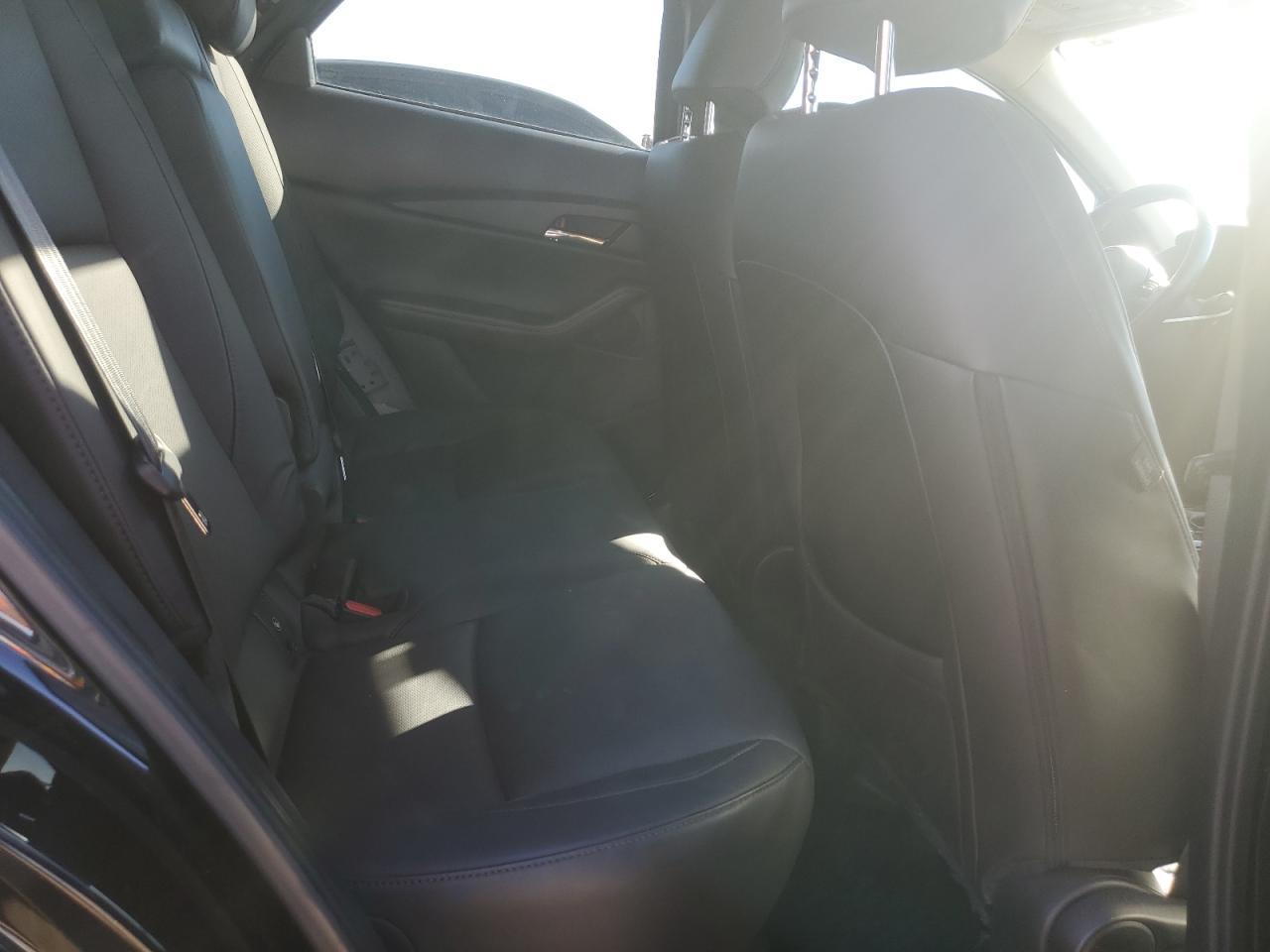 2022 Mazda Cx-30 Premium - zdjęcie 11