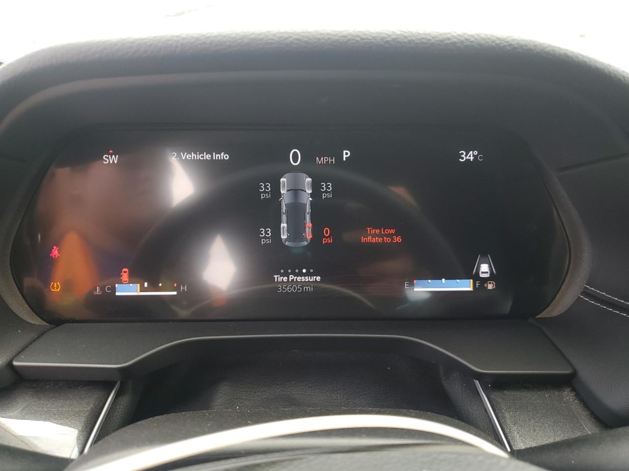 2023 Jeep Grand Cherokee Laredo - zdjęcie 9