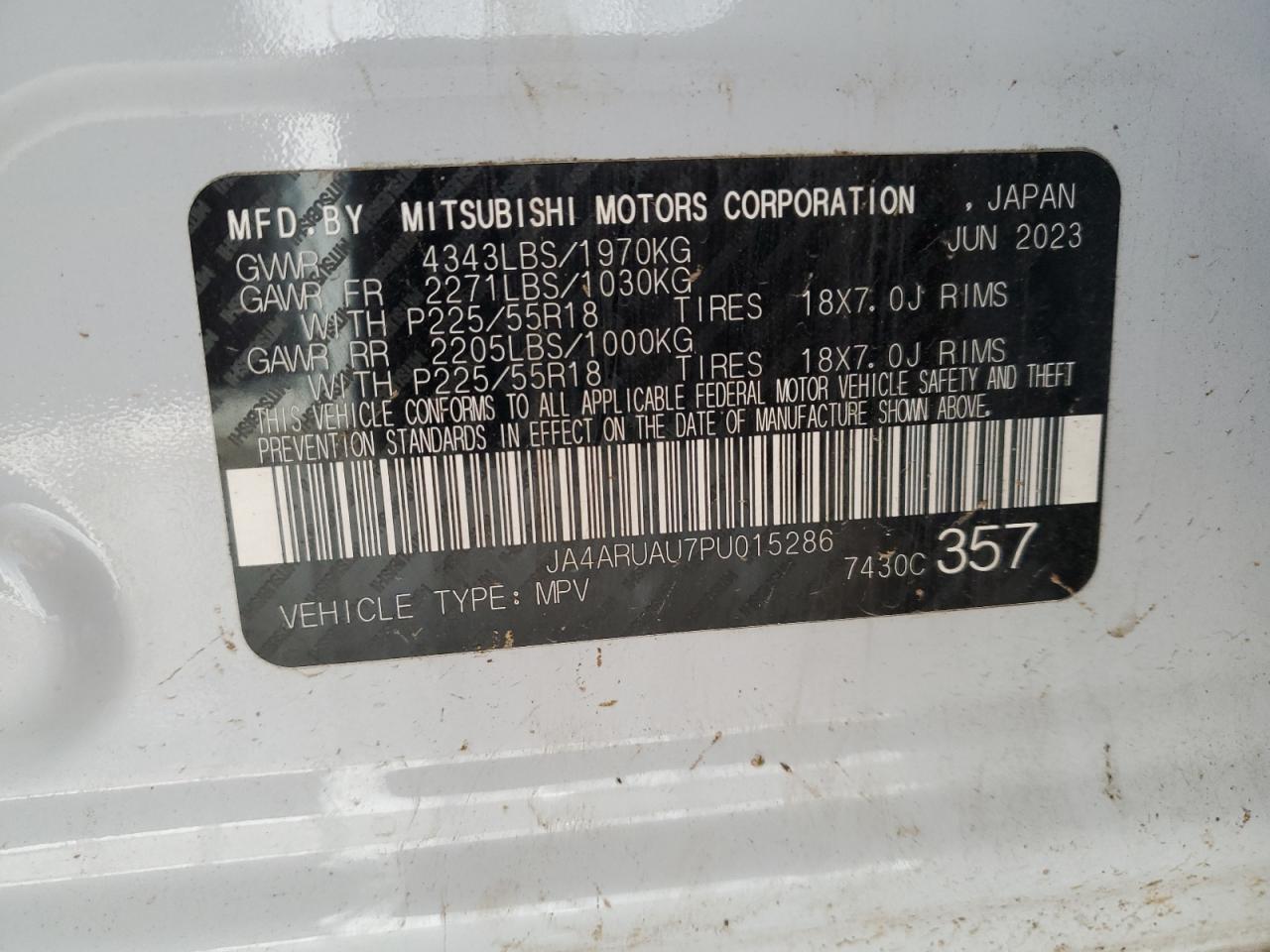 2023 Mitsubishi Outlander - zdjęcie 13