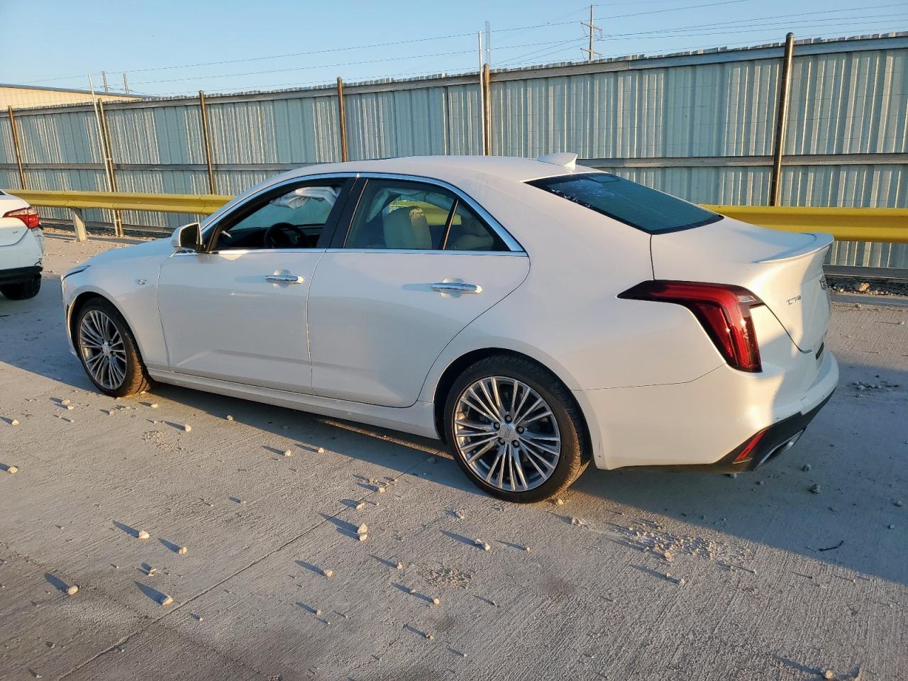 2020 Cadillac Ct4 Premium Luxury - zdjęcie 2