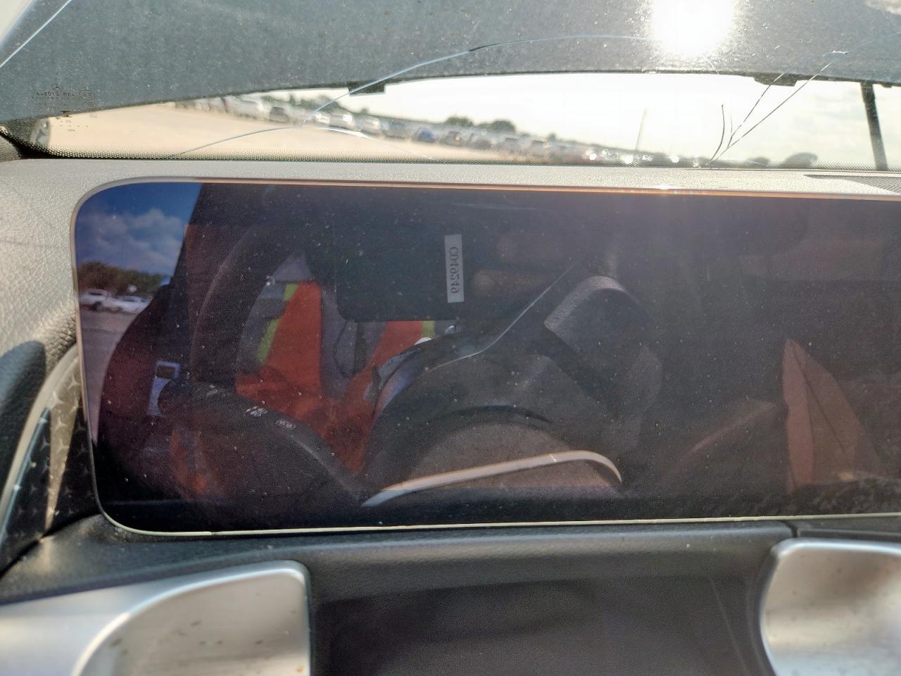 2024 Mercedes-Benz GLB - zdjęcie 9