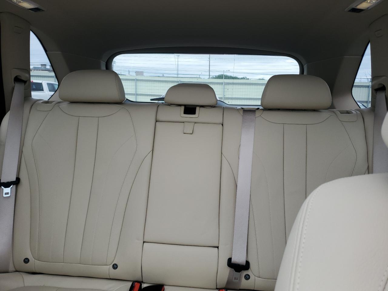 2016 BMW X5 xDrive35I - zdjęcie 10