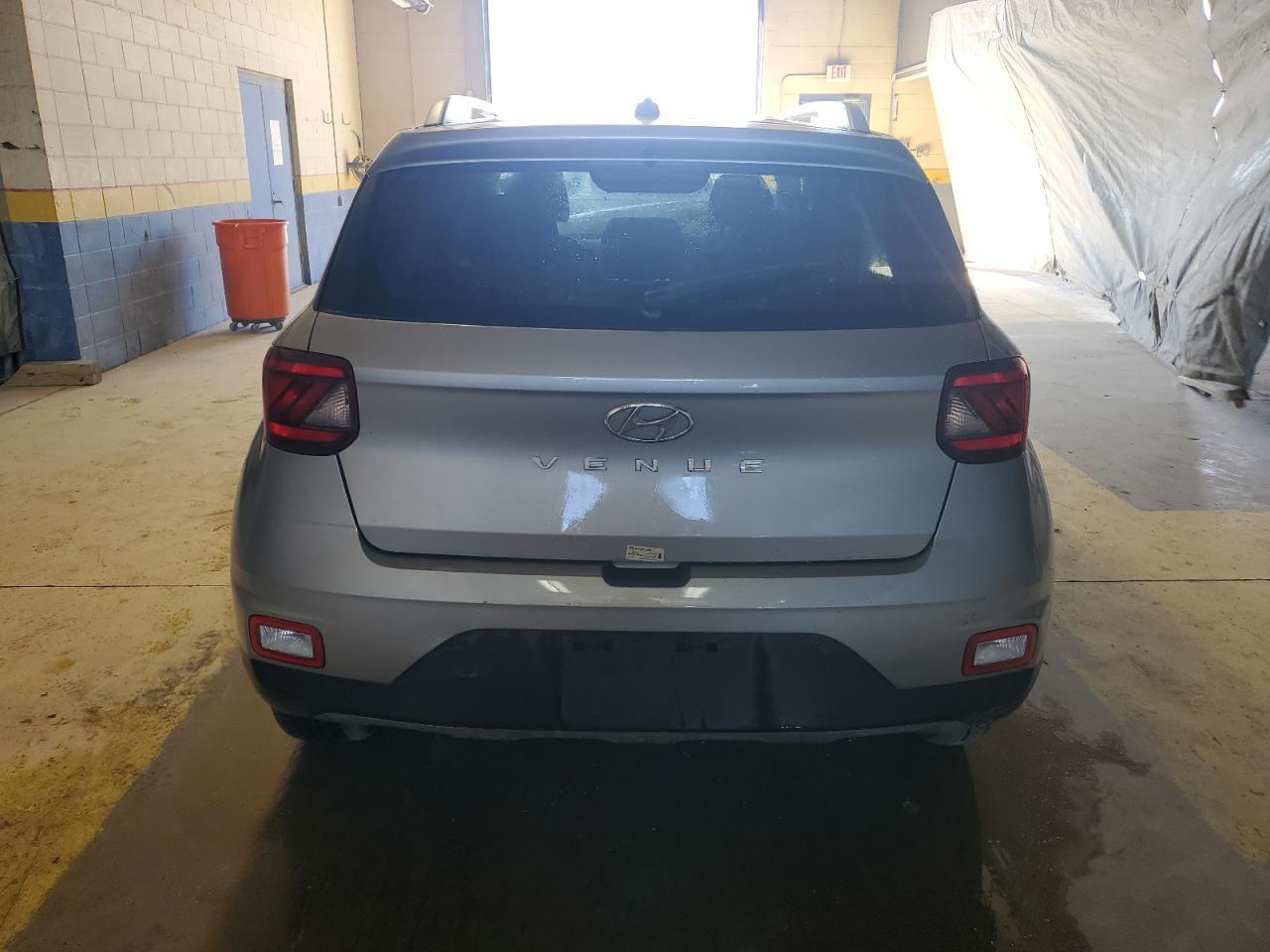 2024 Hyundai Venue Sel - zdjęcie 6