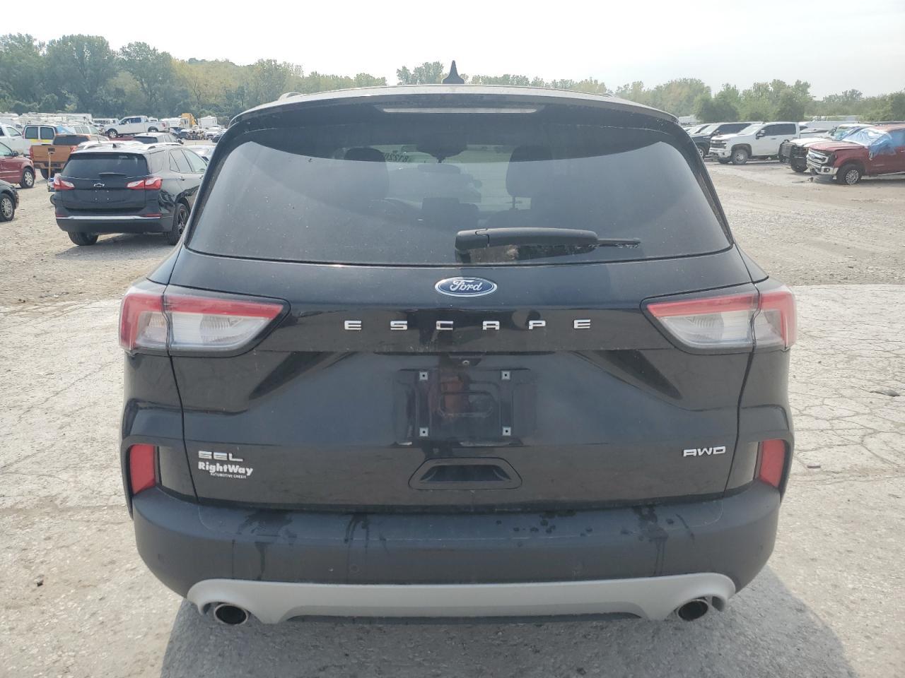 2021 Ford Escape Sel - zdjęcie 6