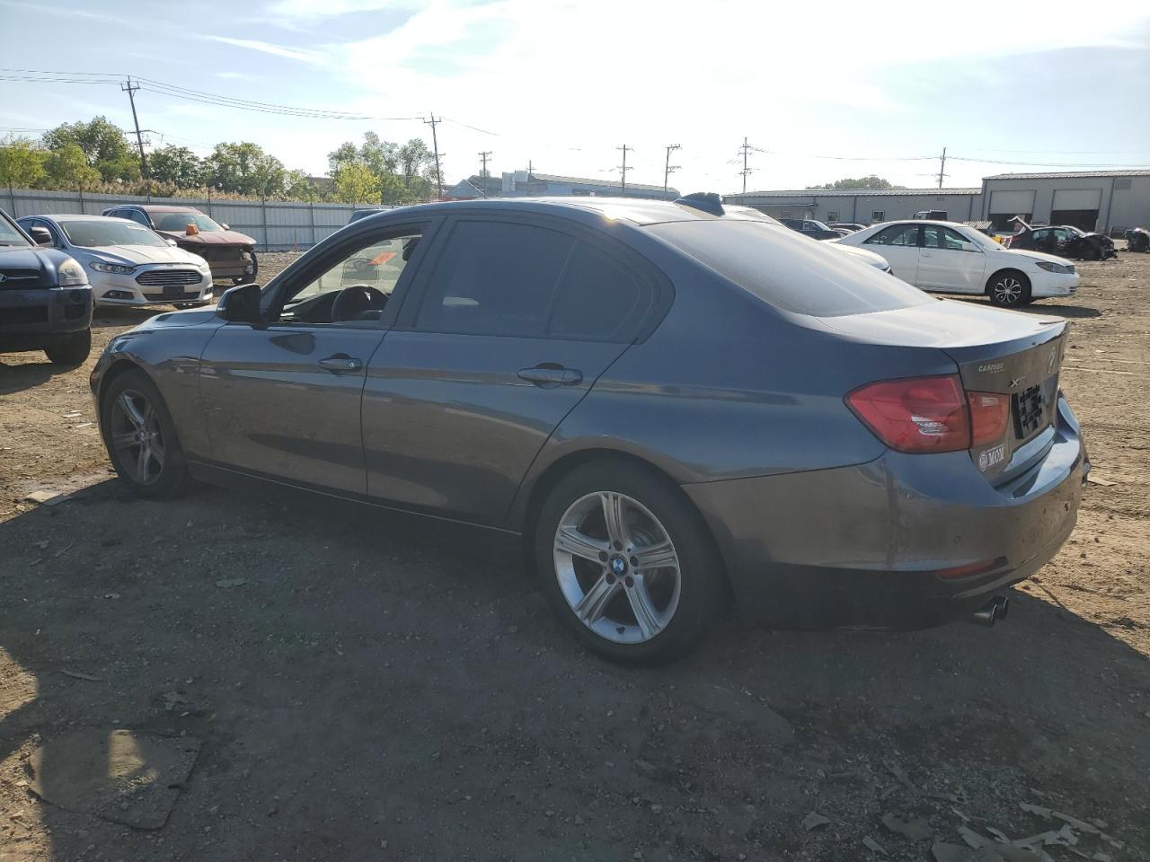 2013 BMW 328 Xi - zdjęcie 2