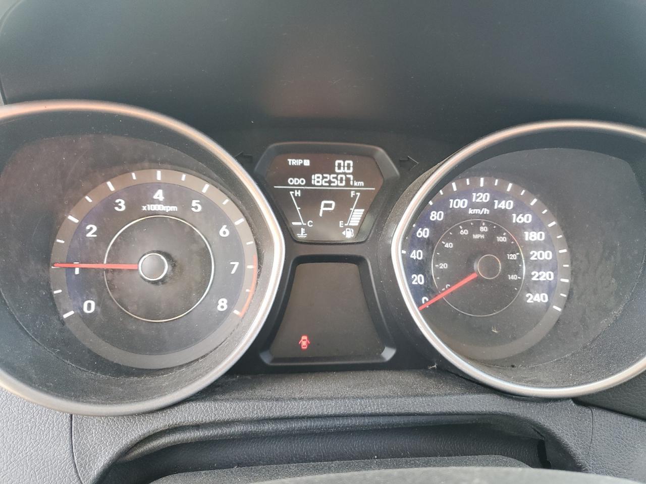 2013 Hyundai Elantra Gls - zdjęcie 9