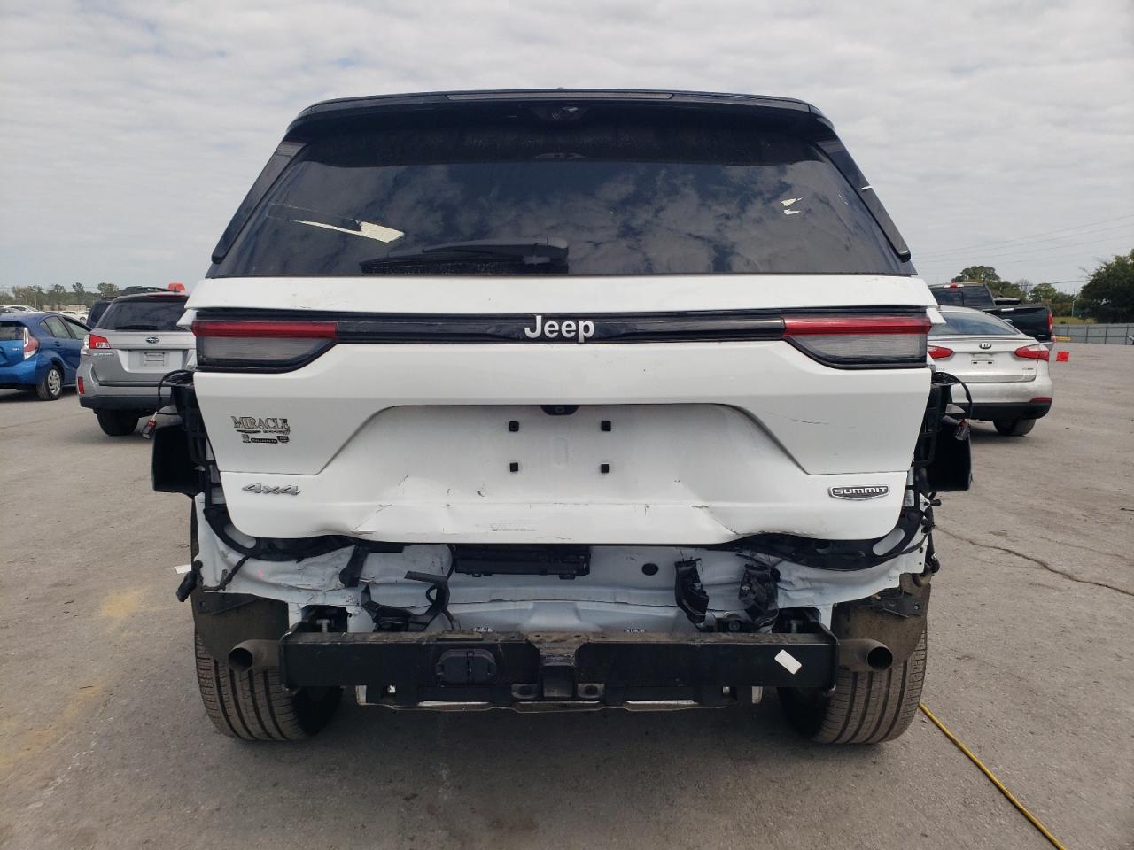 2024 Jeep Grand Cherokee Summit - zdjęcie 6