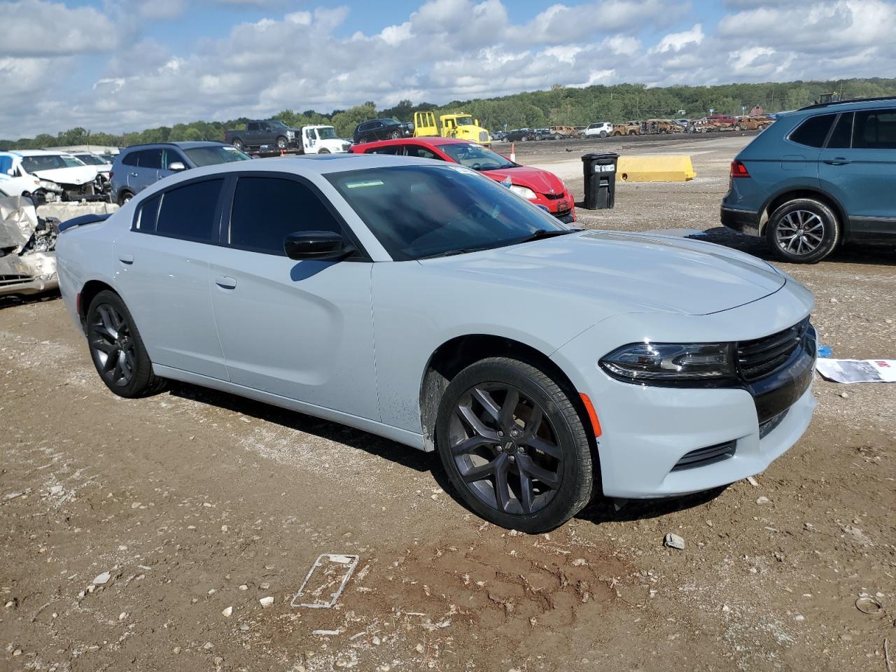 2021 Dodge Charger Sxt - zdjęcie 4