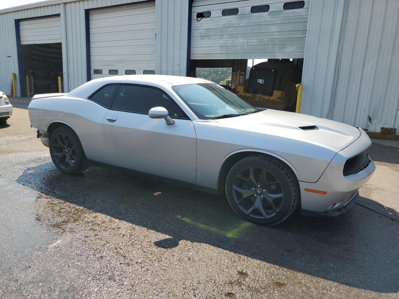 2020 Dodge Challenger Sxt - zdjęcie 4