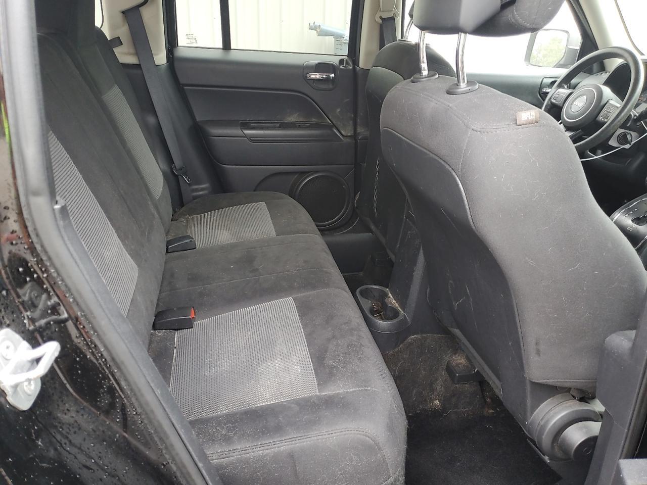 2015 Jeep Patriot Sport - zdjęcie 11