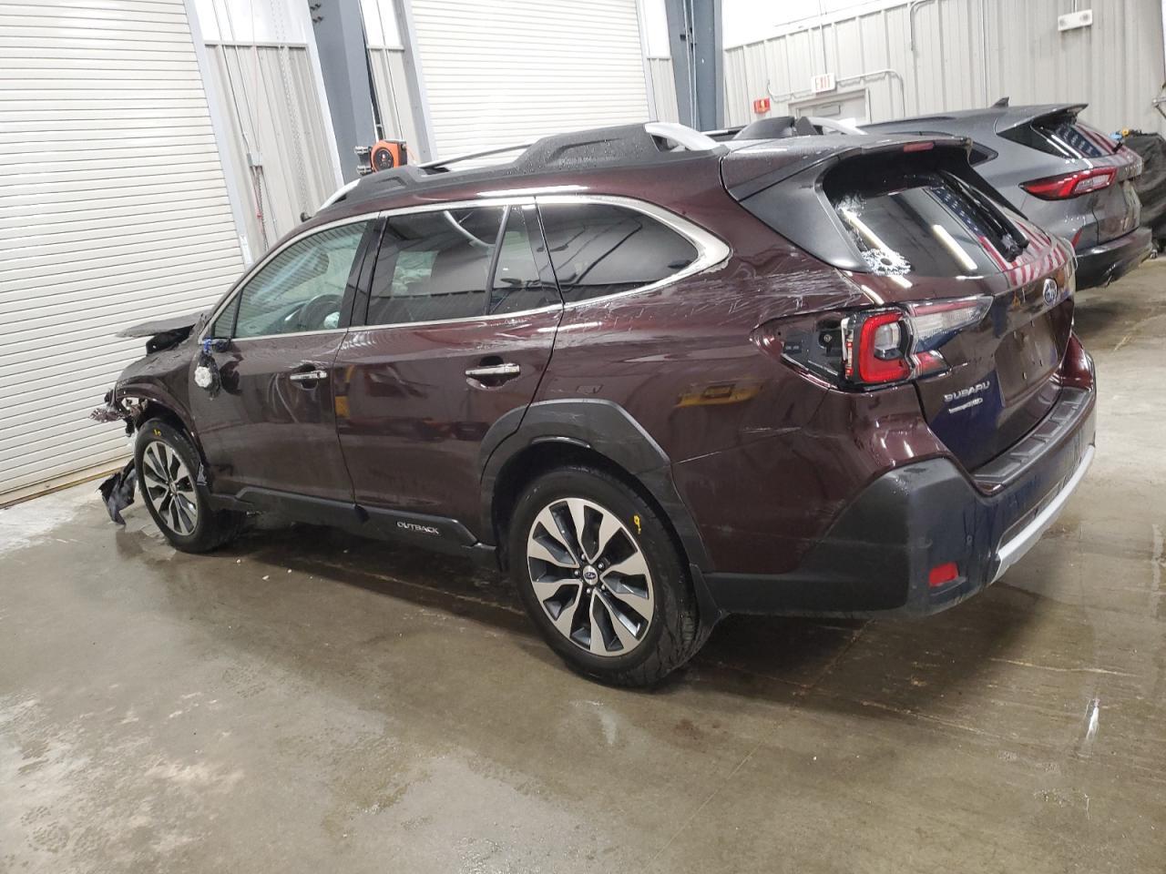 2023 Subaru Outback Touring - zdjęcie 2