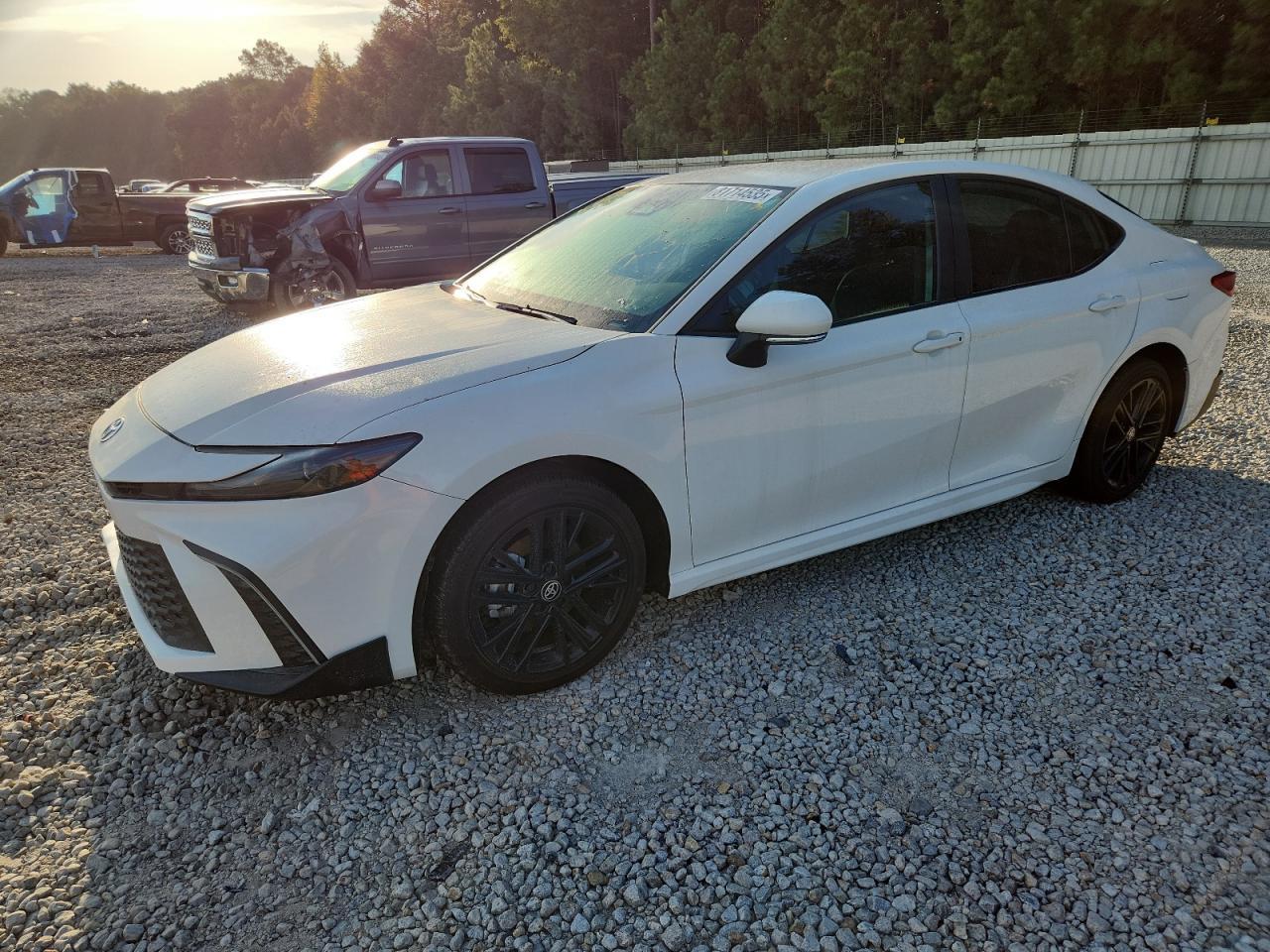 2025 Toyota Camry Xse - zdjęcie główne