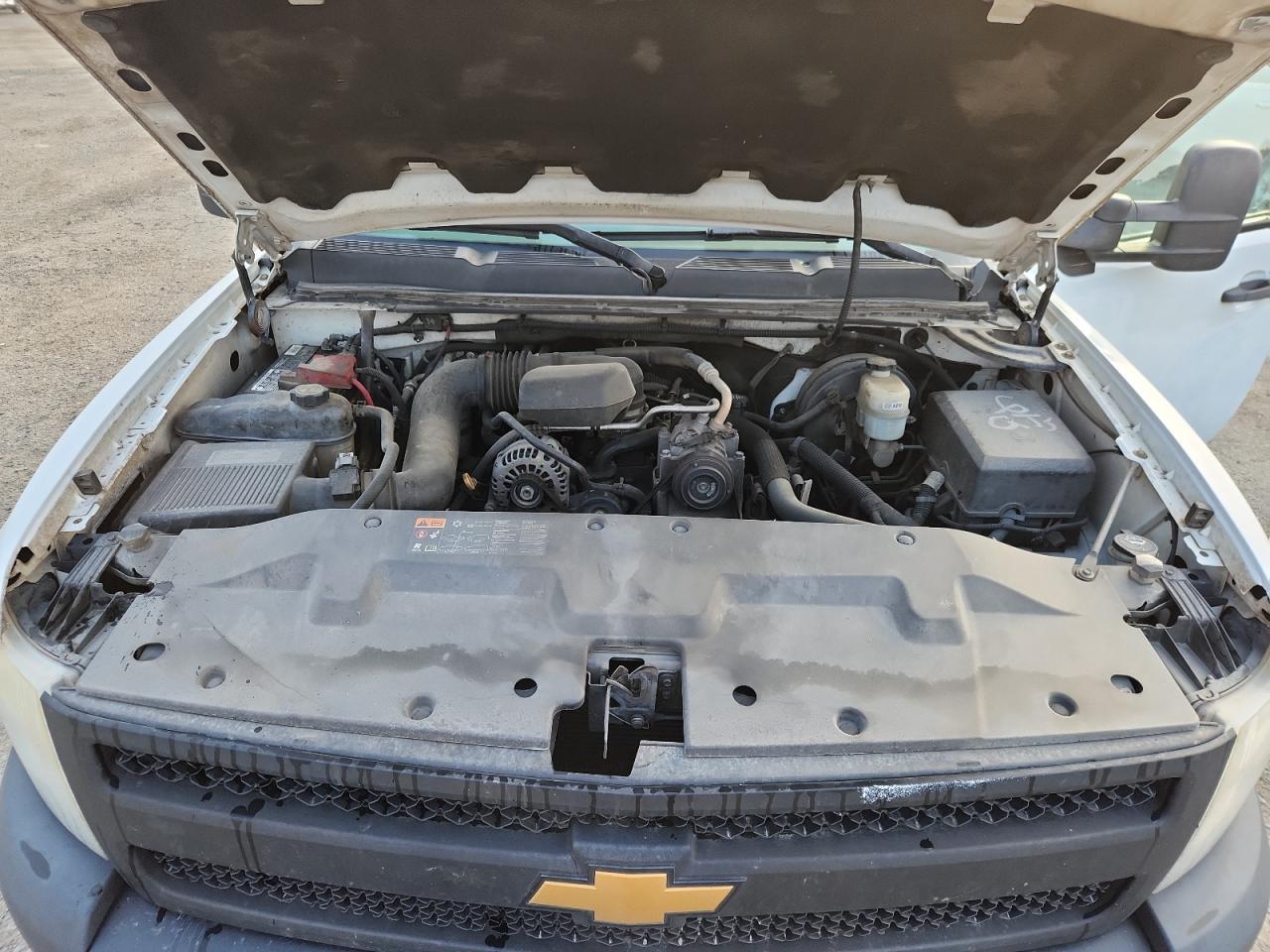 2013 Chevrolet Silverado C1500 - zdjęcie 11