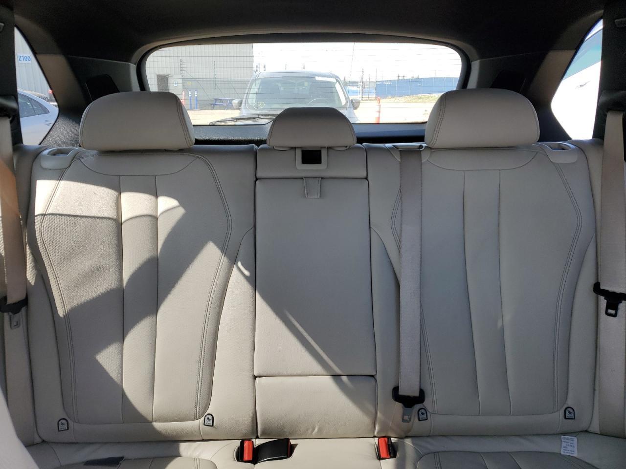2014 BMW X5 xDrive35I - zdjęcie 10