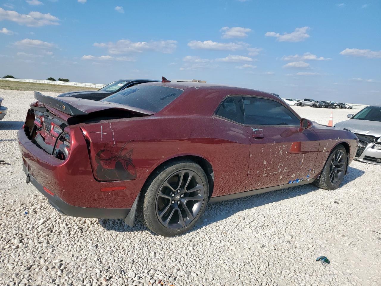 2021 Dodge Challenger - zdjęcie 3
