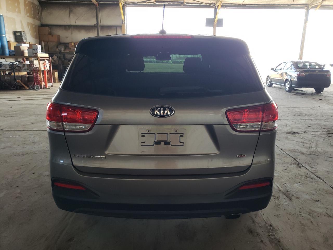2016 Kia Sorento - zdjęcie 6