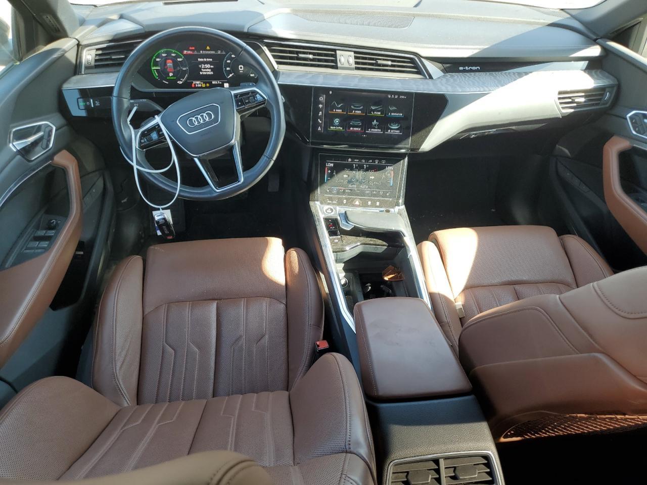 2022 Audi e-tron - zdjęcie 8