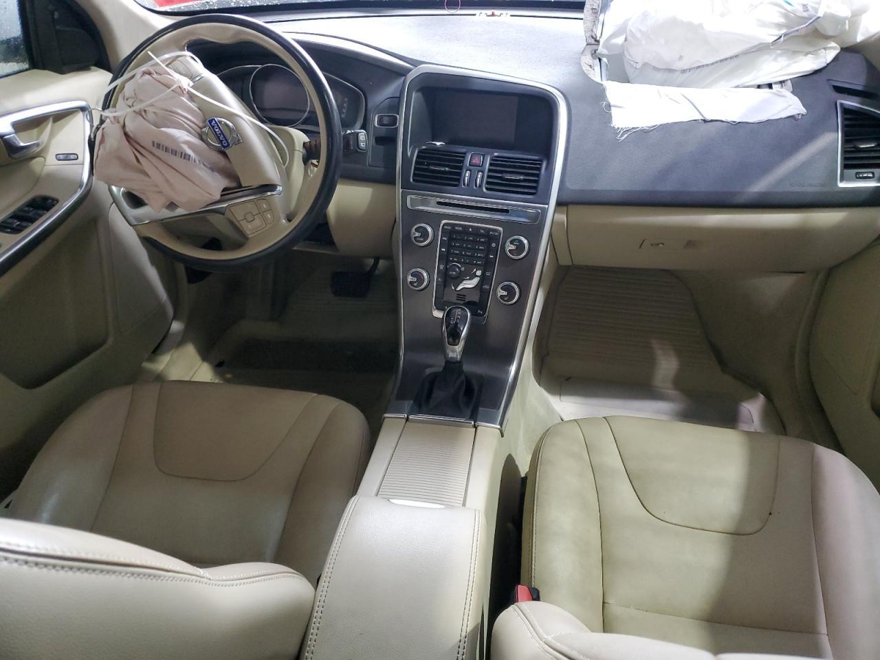 2016 Volvo XC60 - zdjęcie 8