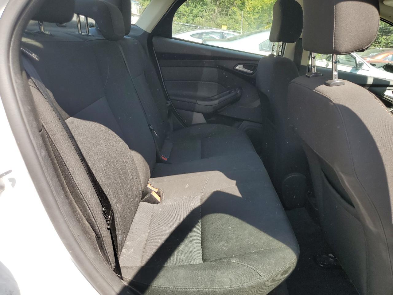 2016 Ford Focus Se - zdjęcie 10