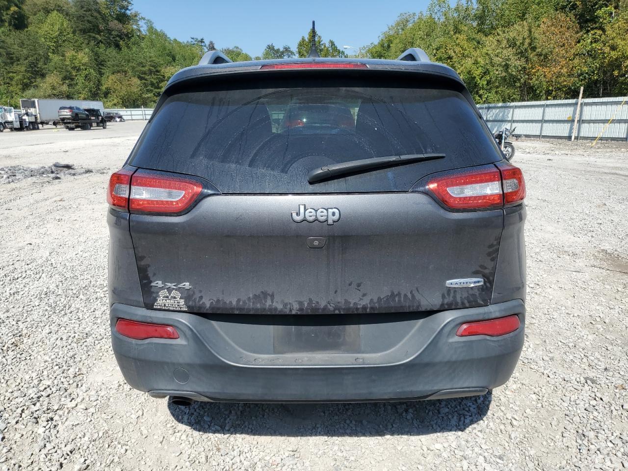 2016 Jeep Cherokee - zdjęcie 6