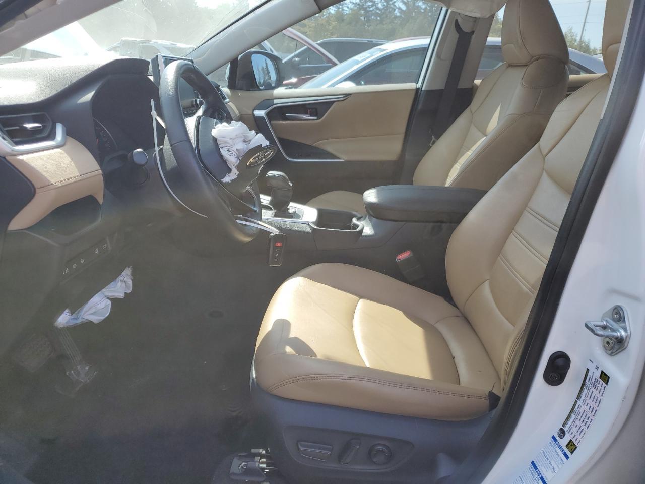 2021 Toyota RAV 4 - zdjęcie 7