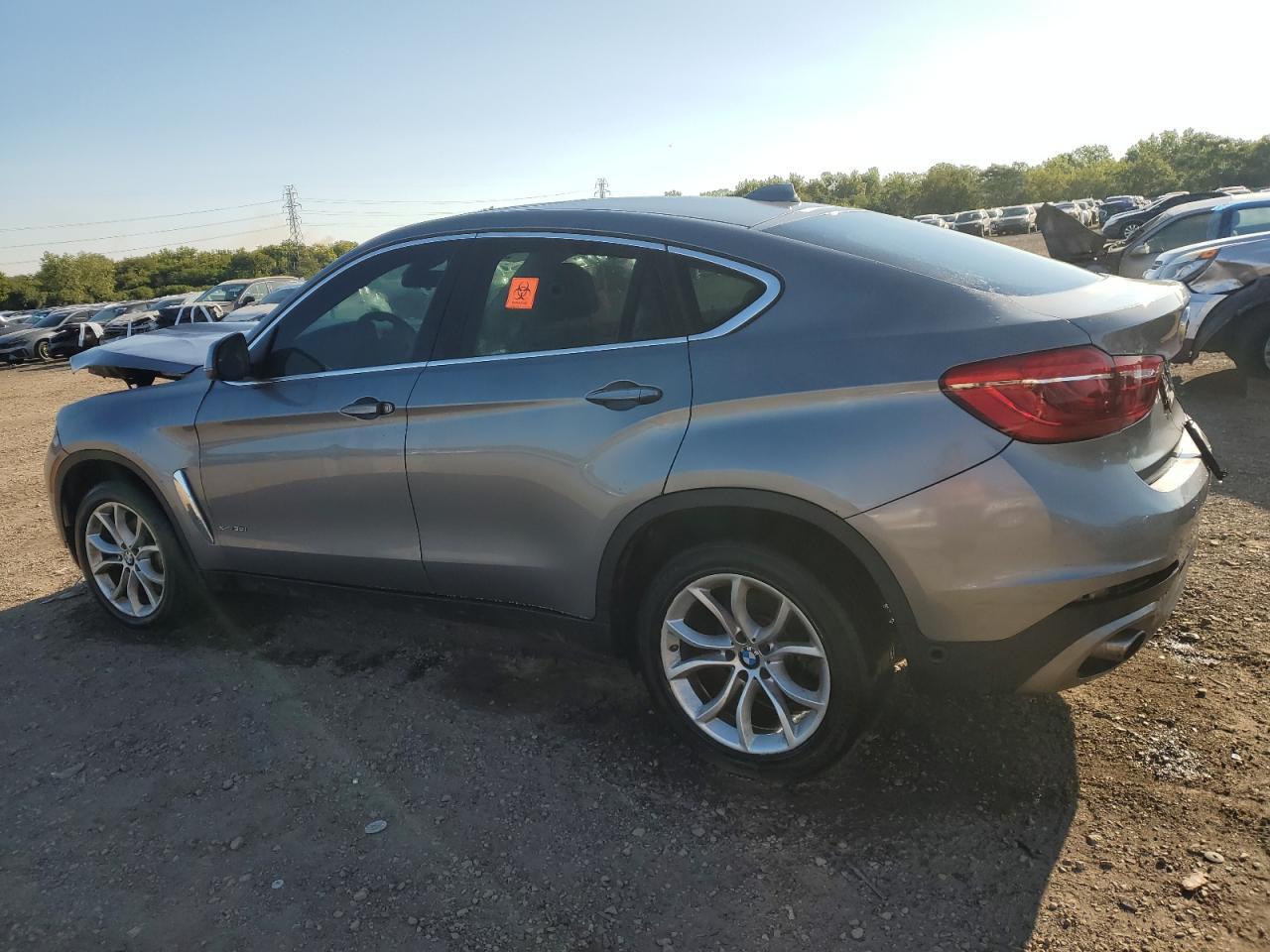 2016 BMW X6 xDrive35I - zdjęcie 2