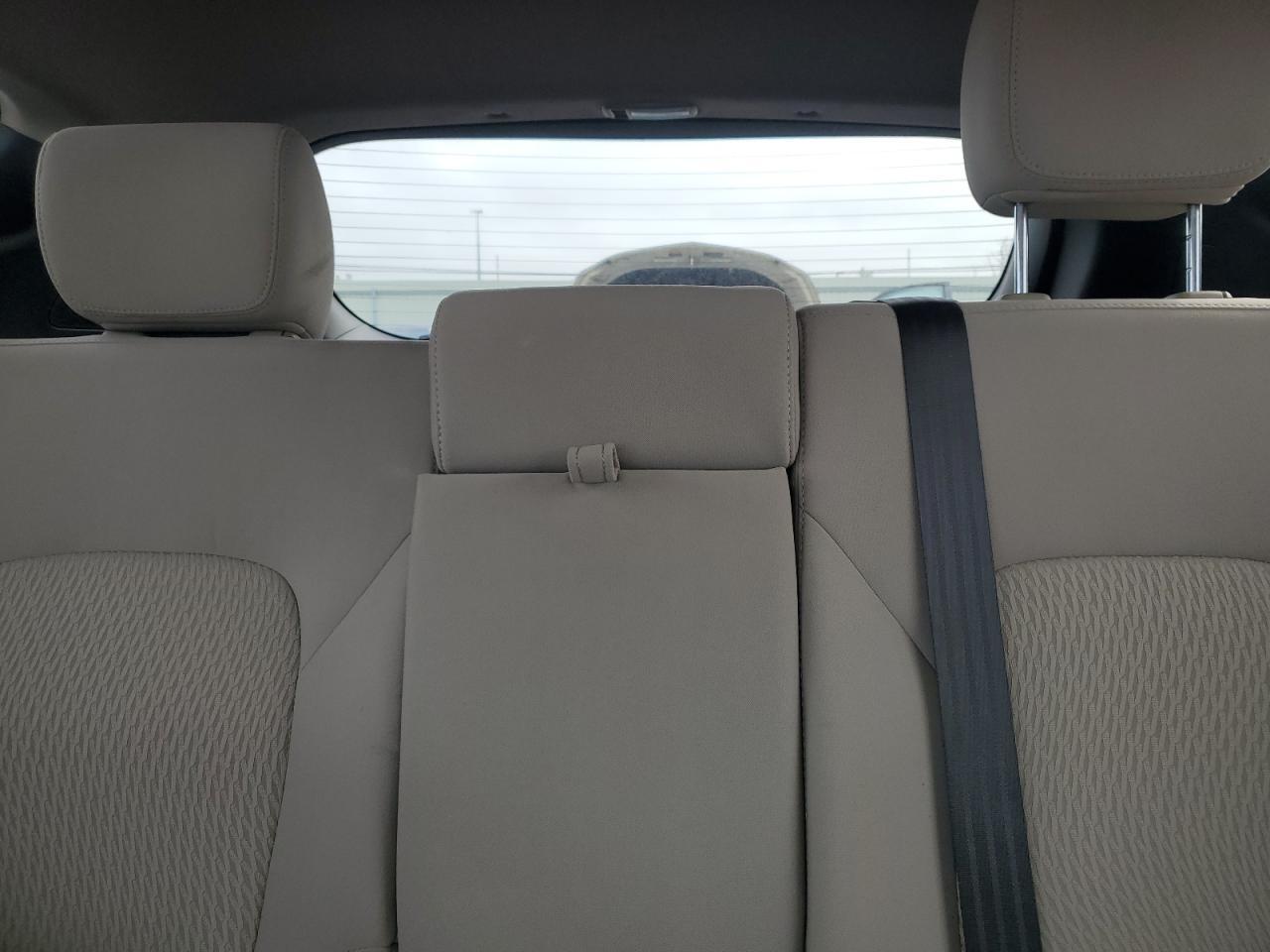 2018 Hyundai Santa Fe - zdjęcie 10