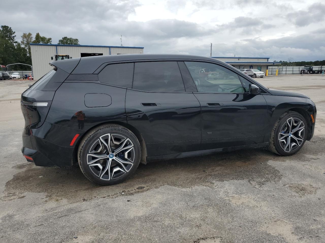 2023 BMW iX - zdjęcie 3