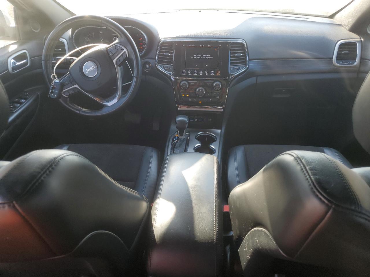 2020 Jeep Grand Cherokee Laredo - zdjęcie 8