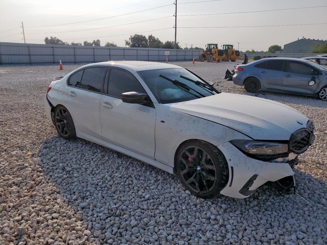 2025 BMW M340I - zdjęcie 4